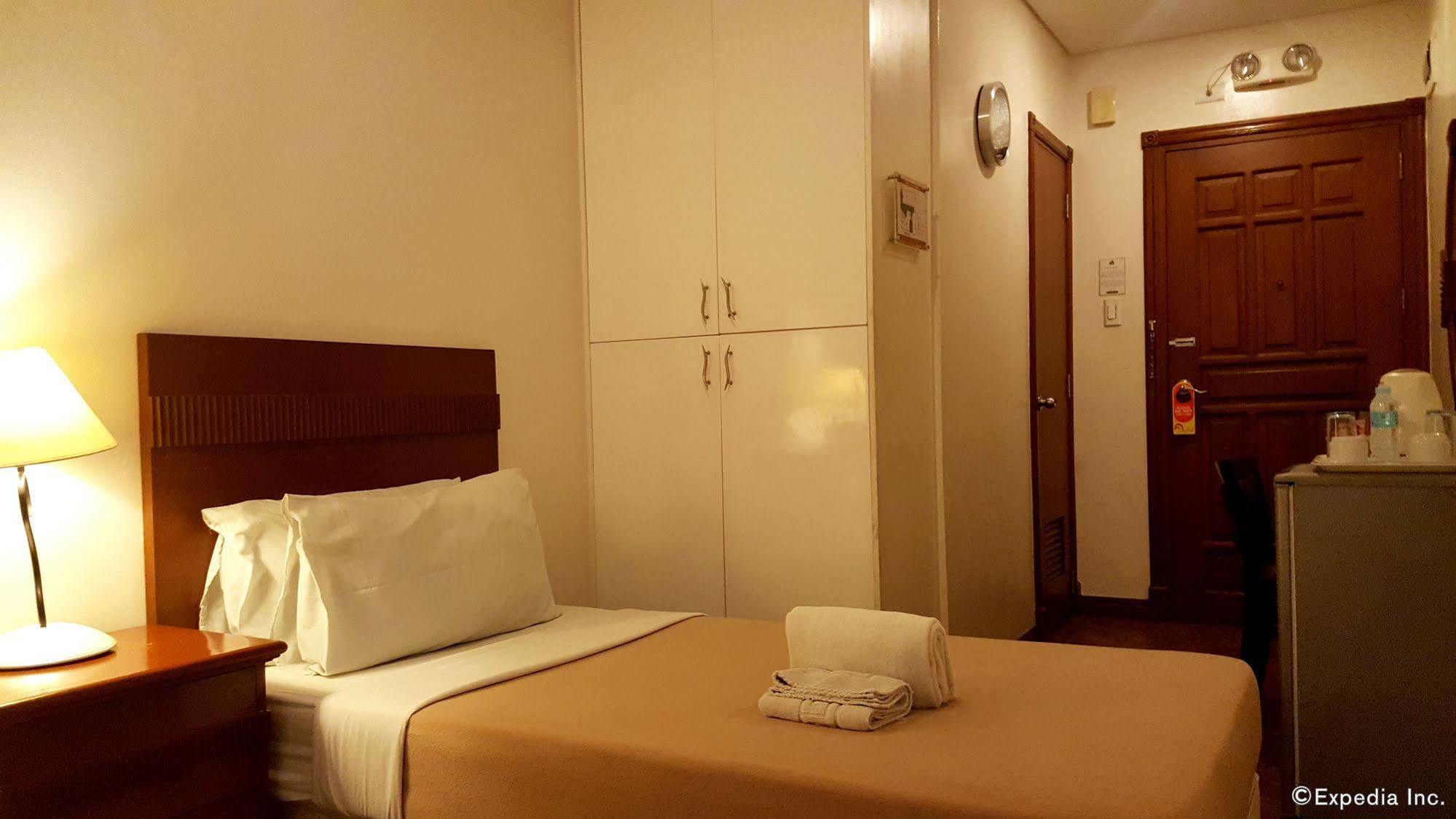 סן פדרו מקאטי Avitel Hotel מראה חיצוני תמונה